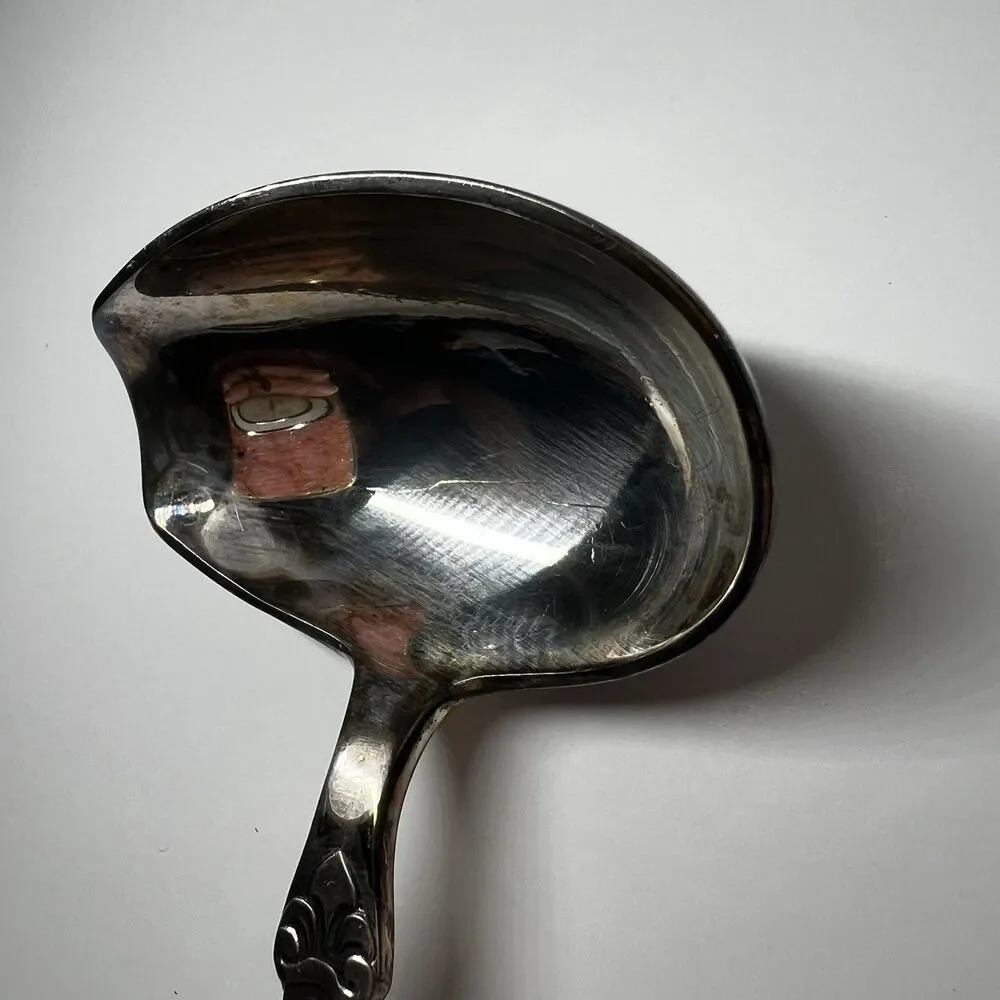 Vintage Norway Silverplate Gravy Ladle Marked 60 Gr NM Pierced Handle 6